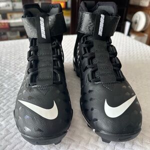 Nike cleats - hightop